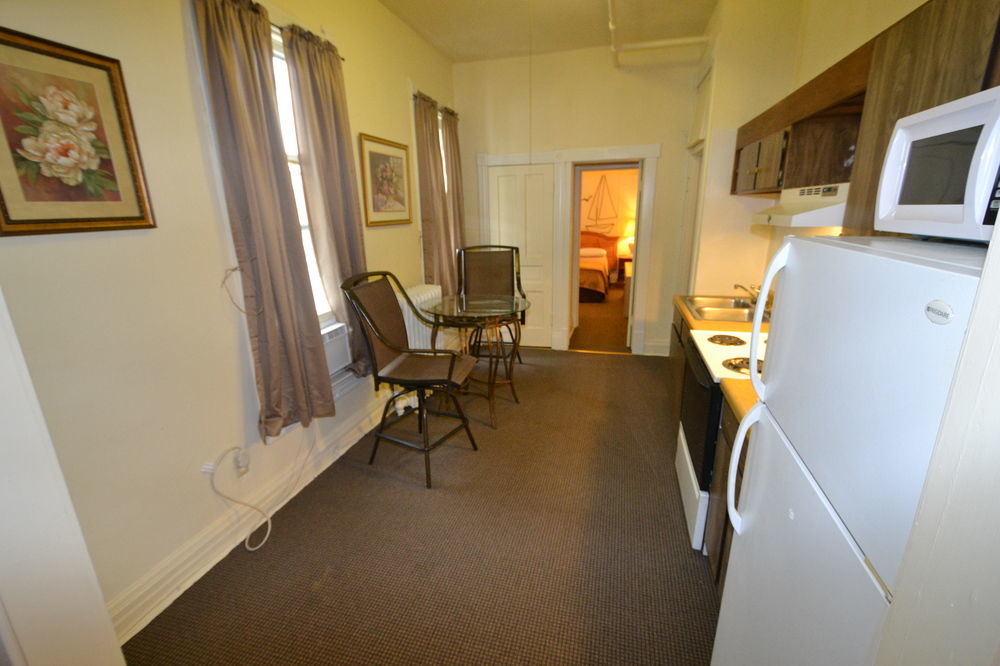 Perfect Stay Inn & Suites Blair Exterior photo